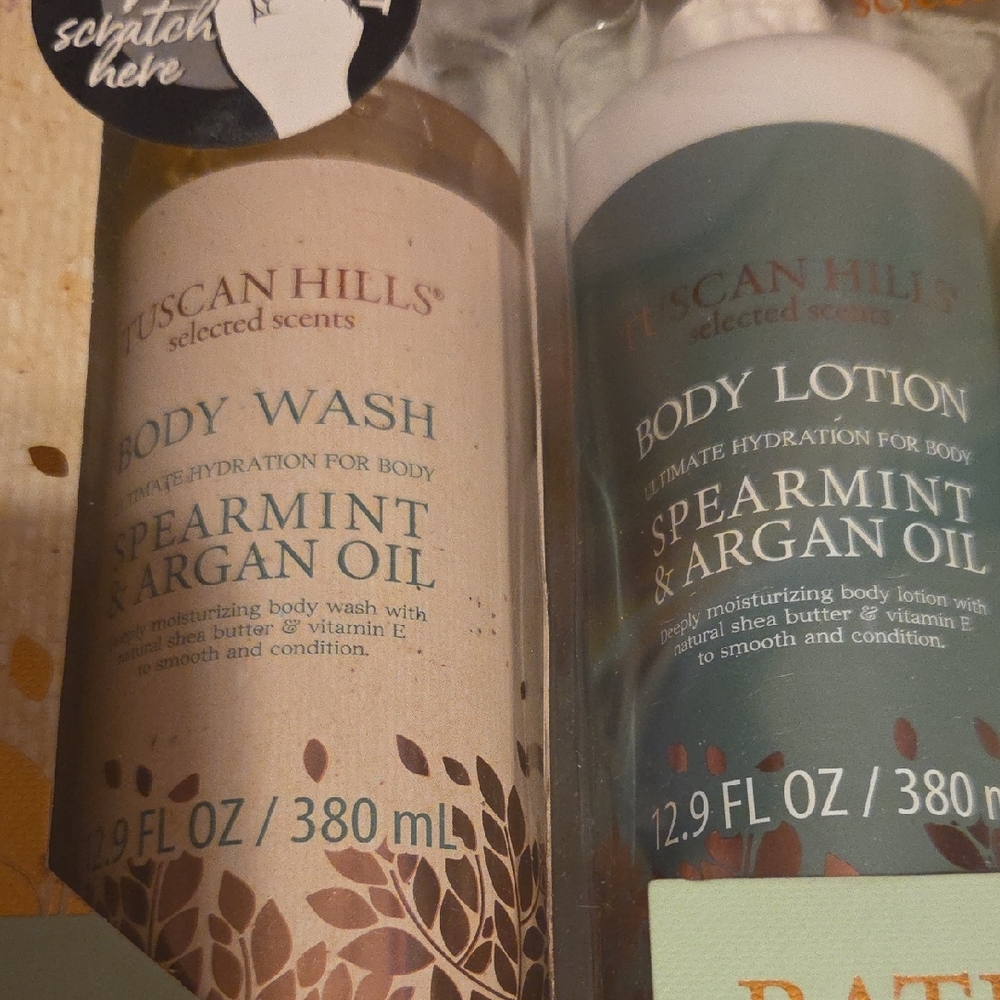 Tuscan Hills Spearmint & Argan Oil Body Wash Set, New In Box - Picture 3 of 6